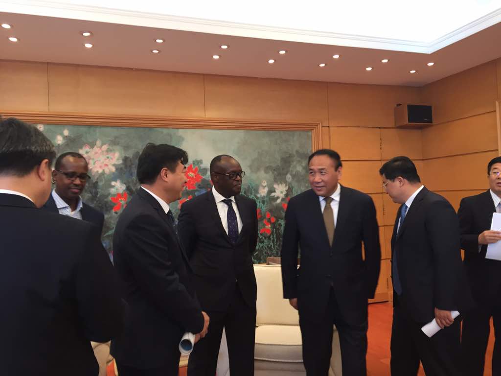 MEETING THE DALIAN CITY MAYOR, CHINA